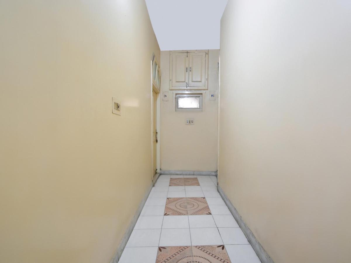 פורוליה Spot On 42091 Hotel Sankat Mochan מראה חיצוני תמונה
